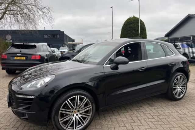 Porsche Macan (2014) thumbnail 8