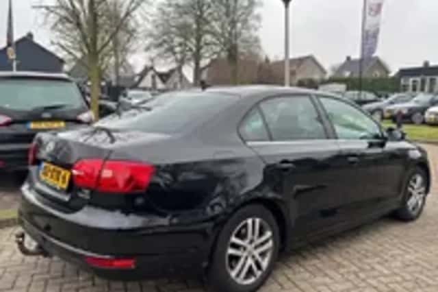 Volkswagen Jetta (2012) thumbnail 20