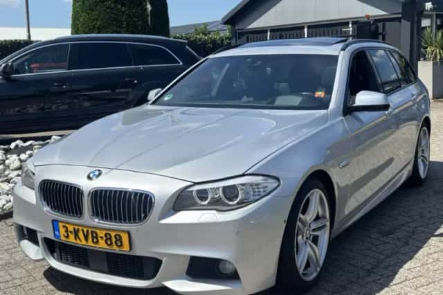 BMW 5-Serie (2013) thumbnail 1