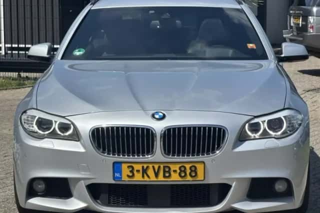 BMW 5-Serie (2013) thumbnail 2