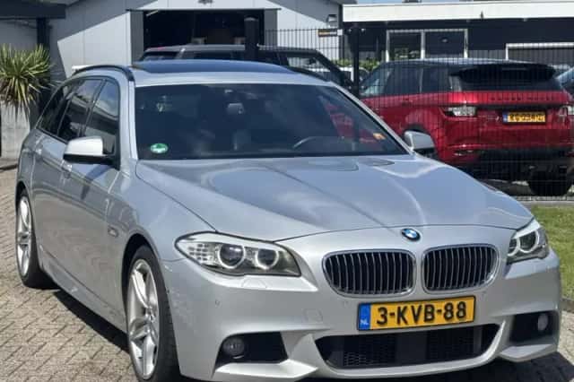 BMW 5-Serie (2013) thumbnail 3