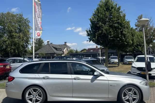 BMW 5-Serie (2013) thumbnail 4