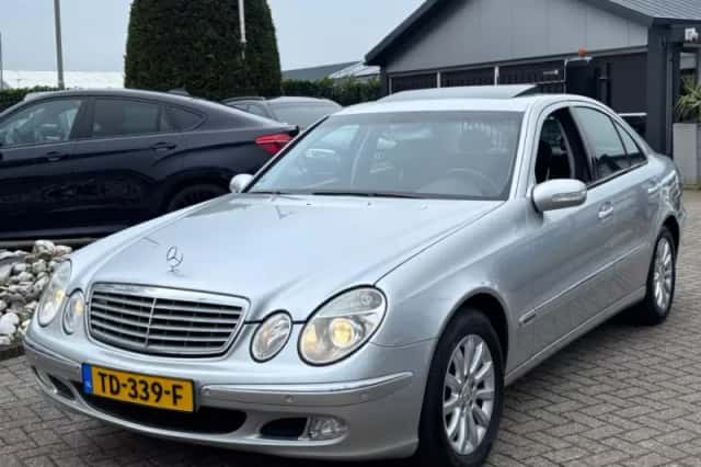 Mercedes-Benz E-Klasse (2002)