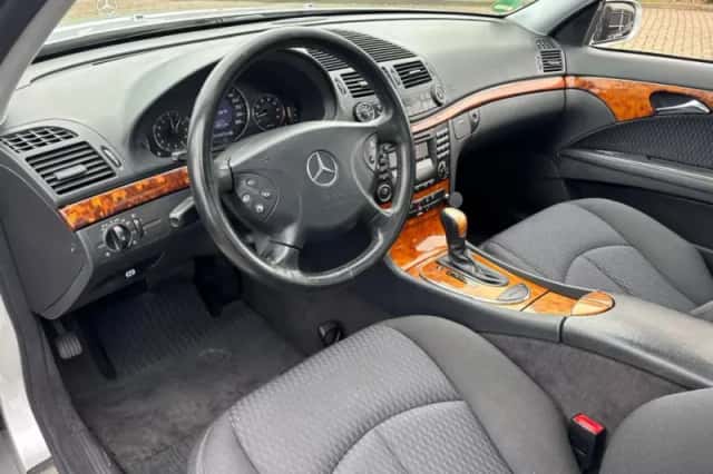 Mercedes-Benz E-Klasse (2002) thumbnail 11