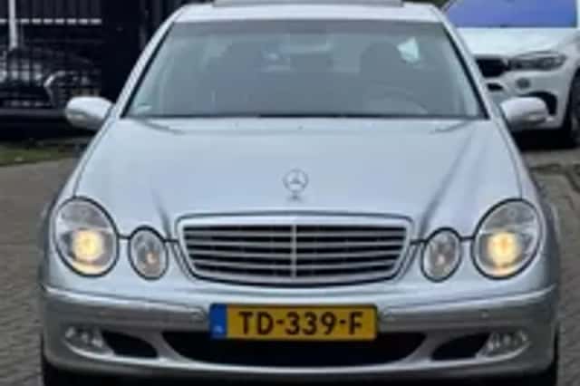 Mercedes-Benz E-Klasse (2002) thumbnail 20
