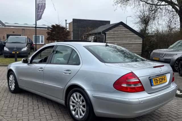 Mercedes-Benz E-Klasse (2002) thumbnail 7