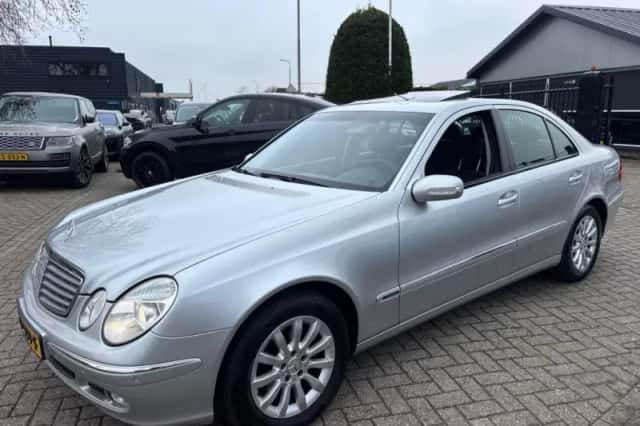 Mercedes-Benz E-Klasse (2002) thumbnail 8
