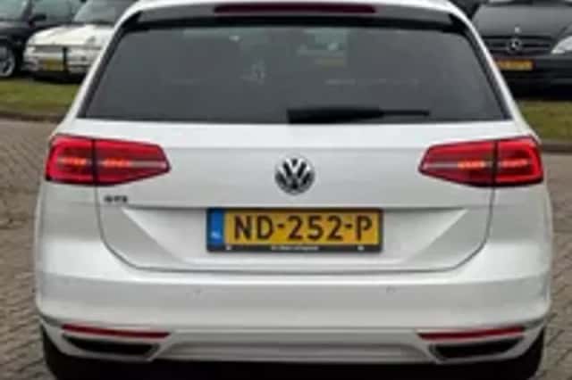 Volkswagen Passat (2016) thumbnail 28