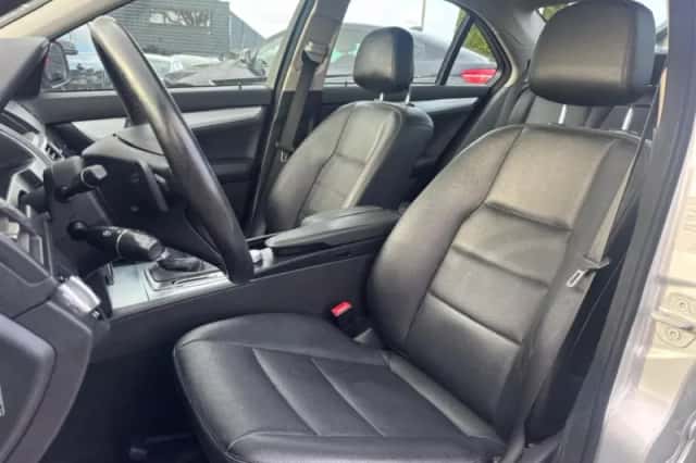 Mercedes-Benz C-Klasse (2008) thumbnail 11