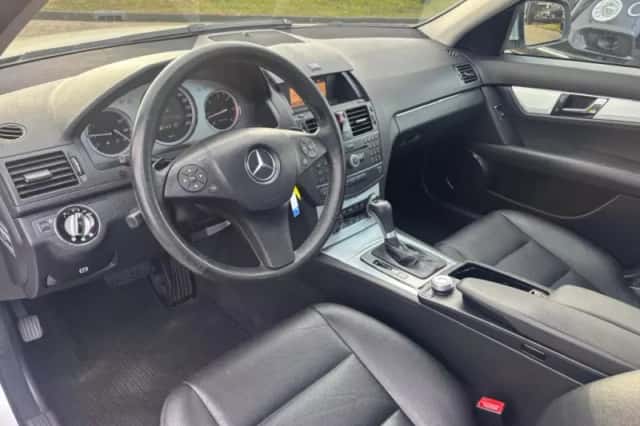 Mercedes-Benz C-Klasse (2008) thumbnail 15
