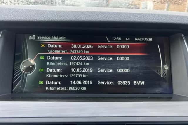 BMW 5-Serie (2014) thumbnail 19