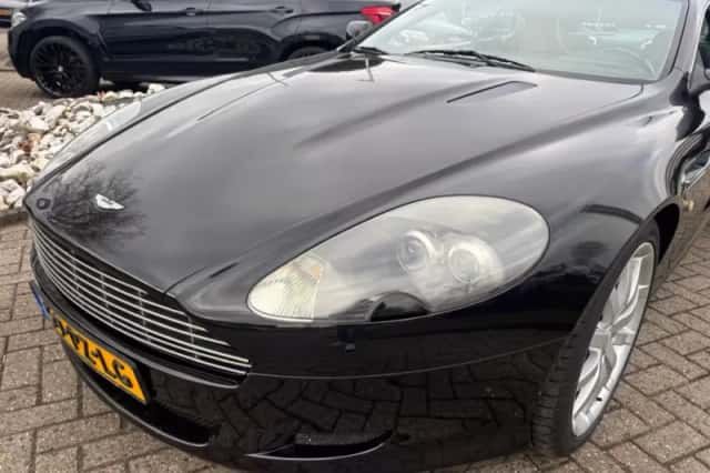 Aston Martin DB9 (2005) thumbnail 11