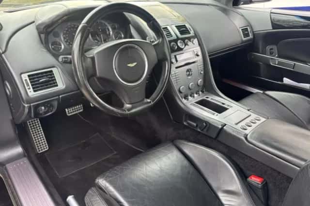 Aston Martin DB9 (2005) thumbnail 14
