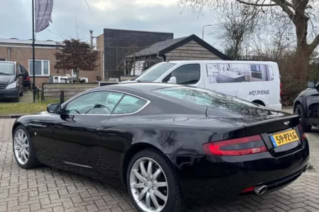 Aston Martin DB9 (2005) thumbnail 8