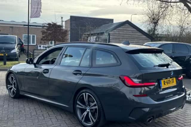 BMW 3-Serie (2021) thumbnail 4