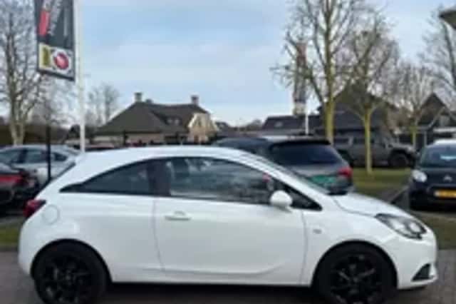 Opel Corsa (2016) thumbnail 24