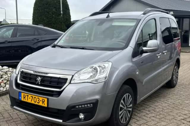 Peugeot Partner (2018) thumbnail 1
