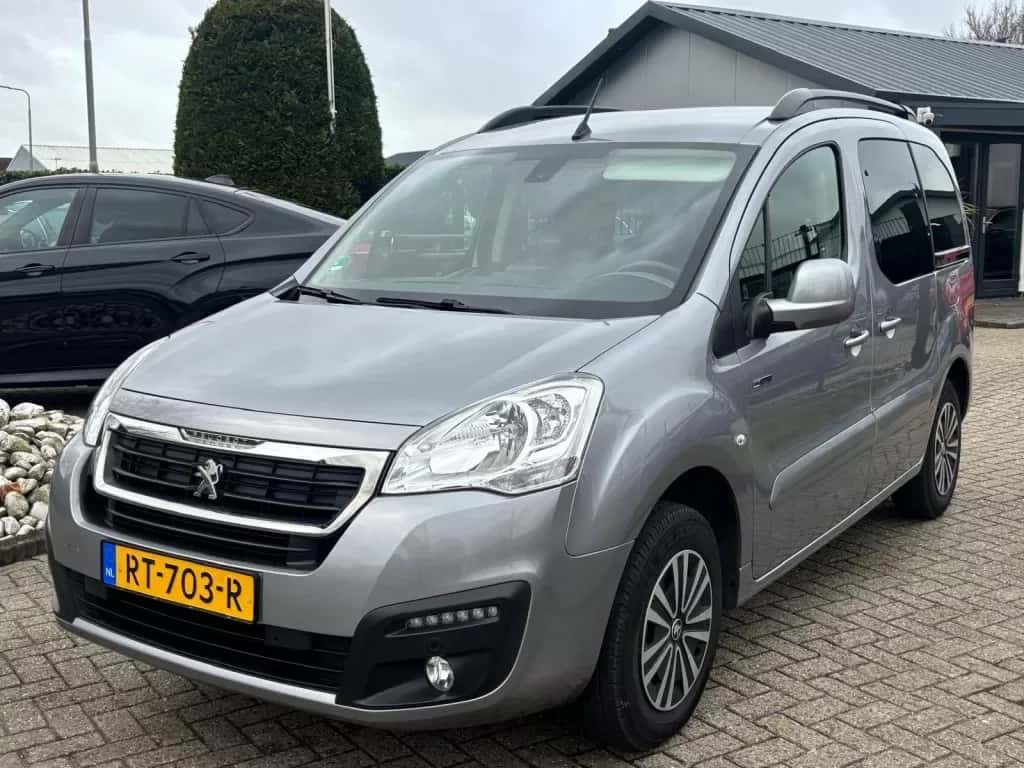 Peugeot Partner (2018) — foto 1