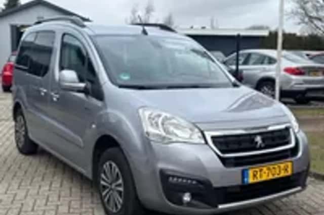 Peugeot Partner (2018) thumbnail 21