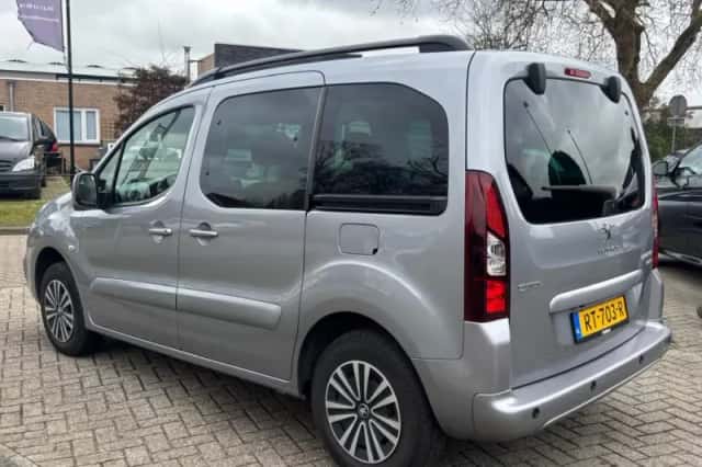 Peugeot Partner (2018) thumbnail 9