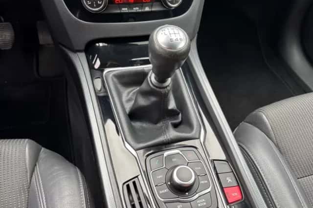 Peugeot 508 (2011) thumbnail 17