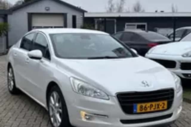 Peugeot 508 (2011) thumbnail 22