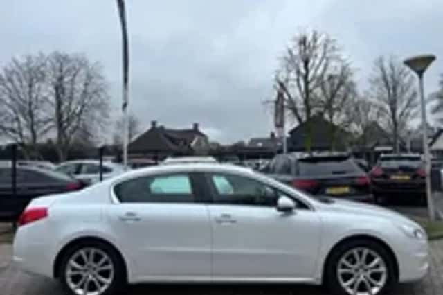 Peugeot 508 (2011) thumbnail 24