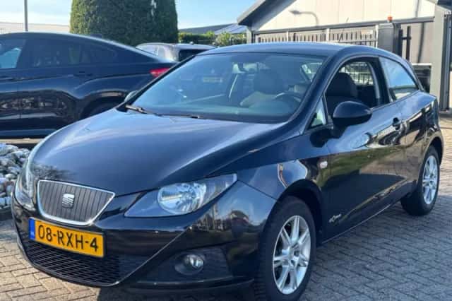 SEAT Ibiza (2011) thumbnail 1