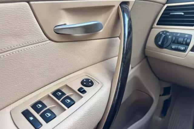 BMW X3 (2006) thumbnail 16