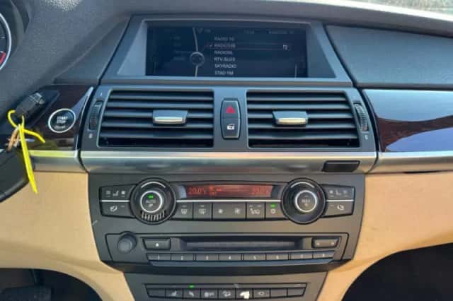 BMW X5 (2011) thumbnail 20