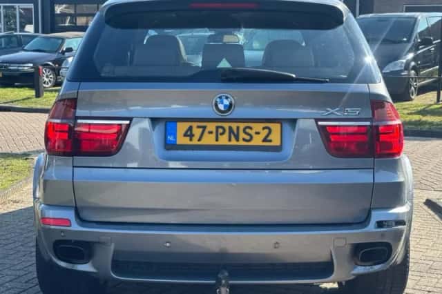 BMW X5 (2011) thumbnail 7