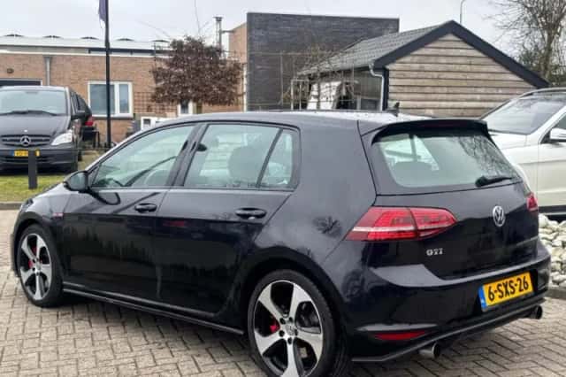 Volkswagen Golf (2014) thumbnail 8