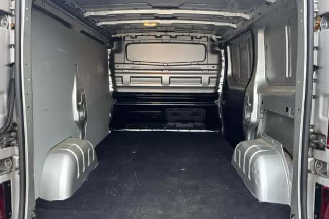 Opel Vivaro (2019) thumbnail 13