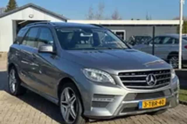 Mercedes-Benz ML-Klasse (2014) thumbnail 24