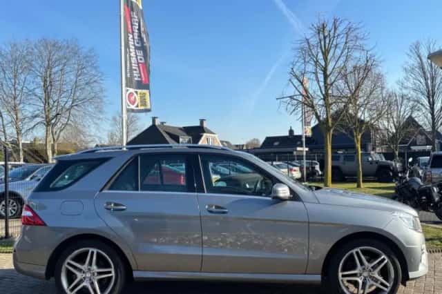 Mercedes-Benz ML-Klasse (2014) thumbnail 5