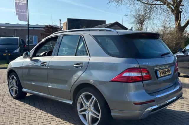 Mercedes-Benz ML-Klasse (2014) thumbnail 8