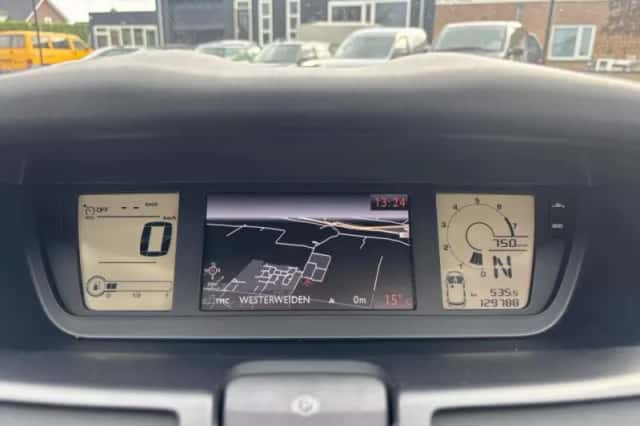 Citroën C4 Picasso (2012) thumbnail 17