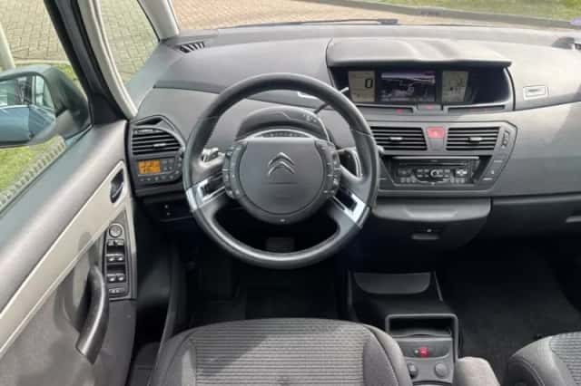 Citroën C4 Picasso (2012) thumbnail 9
