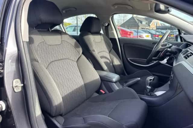 Citroën C5 (2013) thumbnail 10