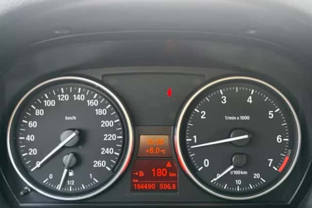 BMW X1 (2011) thumbnail 15