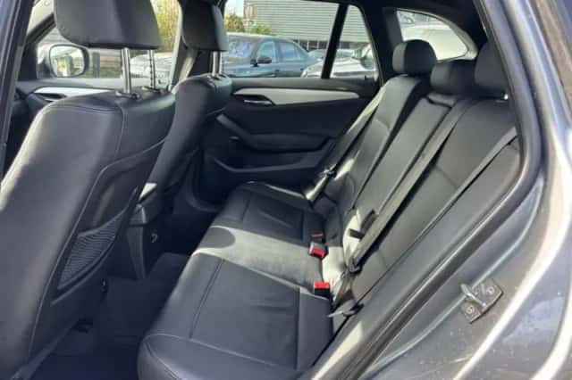BMW X1 (2011) thumbnail 17