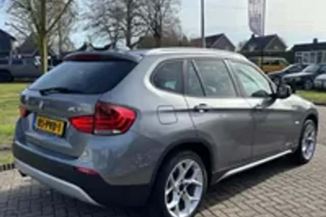 BMW X1 (2011) thumbnail 21