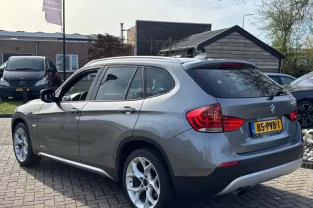 BMW X1 (2011) thumbnail 7