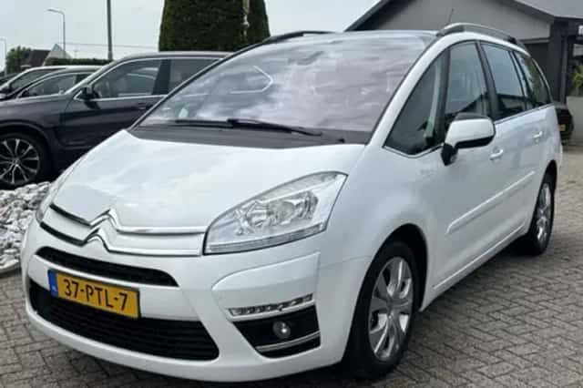 Opel Corsa (2011) thumbnail 22
