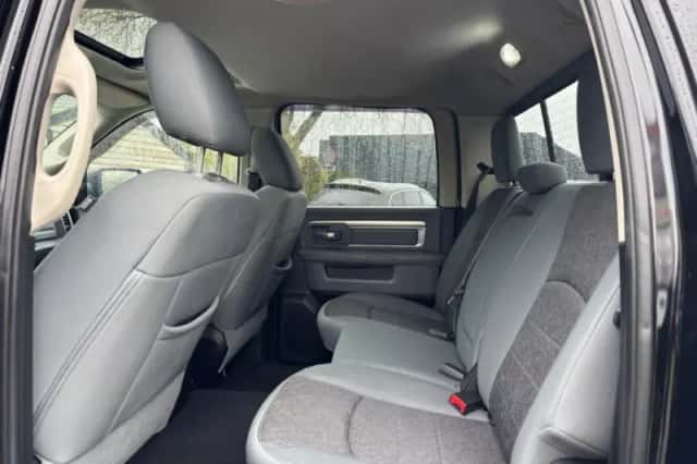 Dodge Ram (2014) thumbnail 14