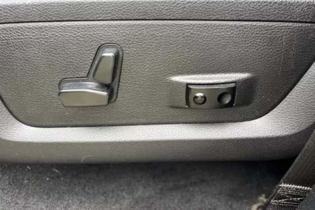Dodge Ram (2014) thumbnail 16