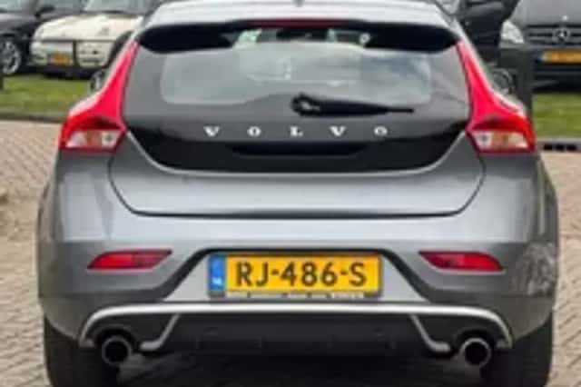Volvo V40 (2017) thumbnail 27