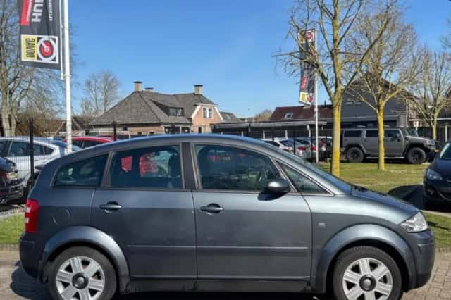 Audi A2 (2004) thumbnail 4