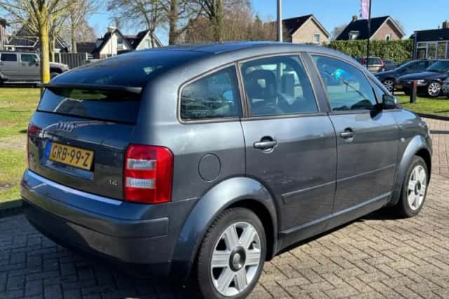 Audi A2 (2004) thumbnail 5