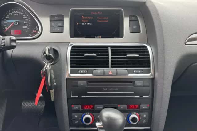 Audi Q7 (2009) thumbnail 20